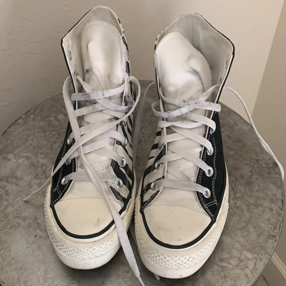 CONVERSE PLATFORM CHUCKS BLACK AND ZEBRA PRINT WOMENS 8.5 | MENS 6.5 - Picture 2 of 12